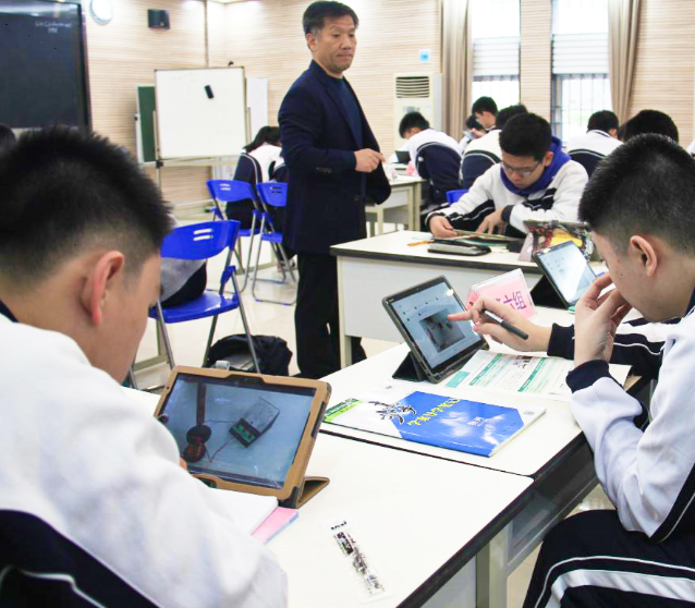 除成果查询入学报名外渠道还打造了我要上学服务板块